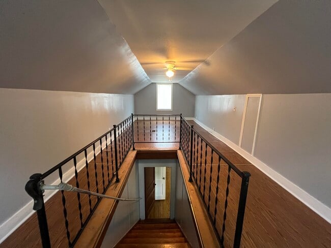 Building Photo - 384 Norvell Rd