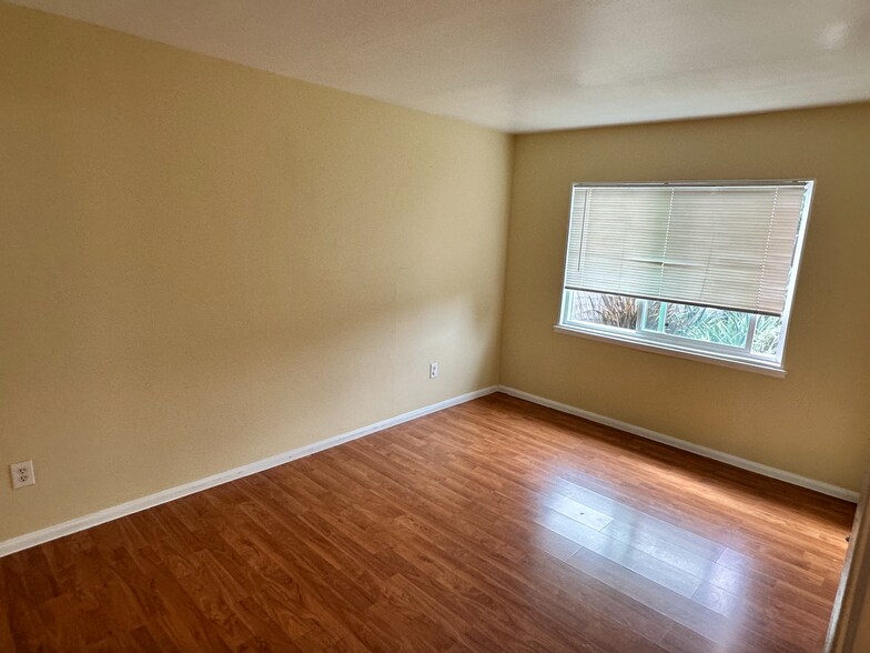 Building Photo - 3171 Luna Ave