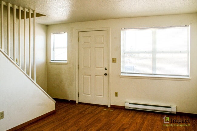 Building Photo - 615 Co Rd 45