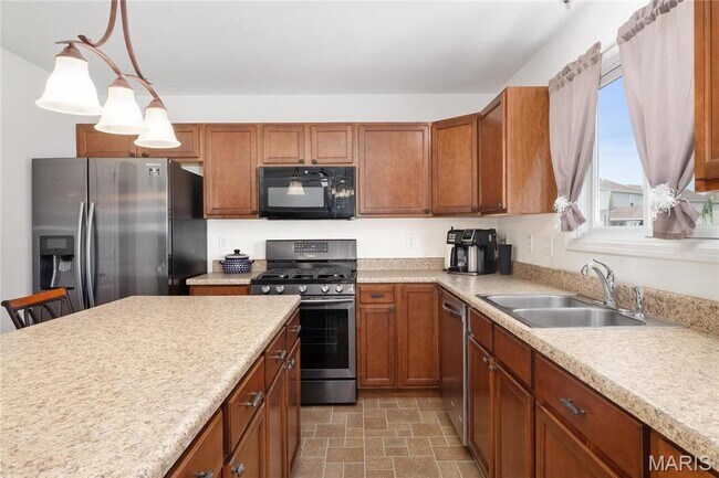 Building Photo - 1120 Gulfstream Way
