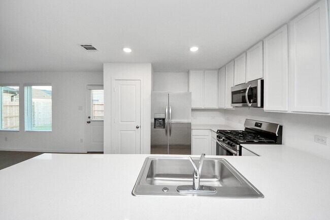 Building Photo - 3009 Blue Gem Ct