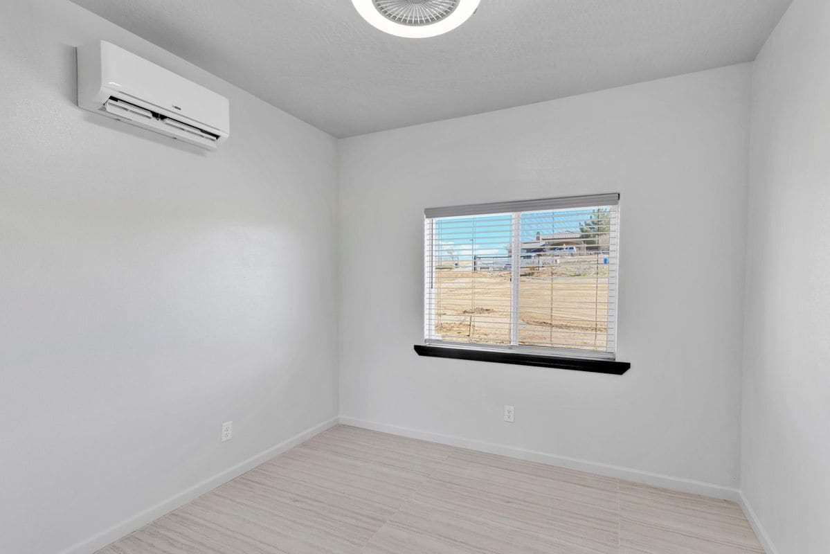 Building Photo - 24548 Ledbury Rd