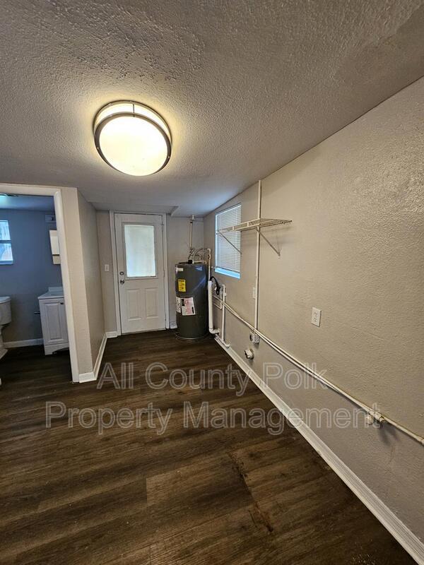 Building Photo - 2619 Crutchfield Rd