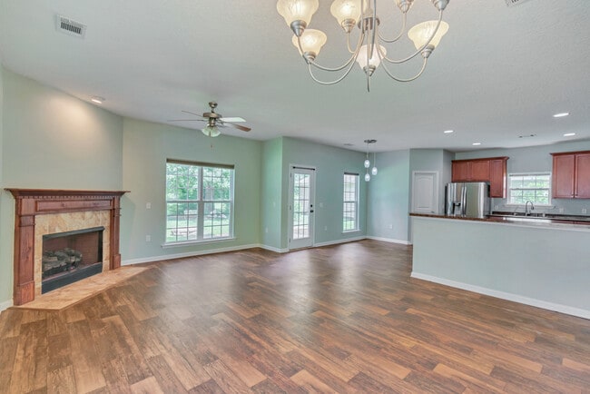 Building Photo - 191 Peregrine Cir