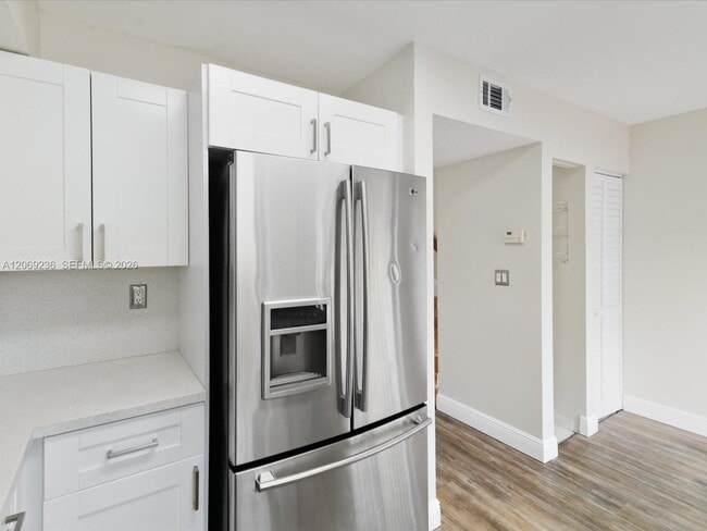 Building Photo - 390 NW 86th Pl