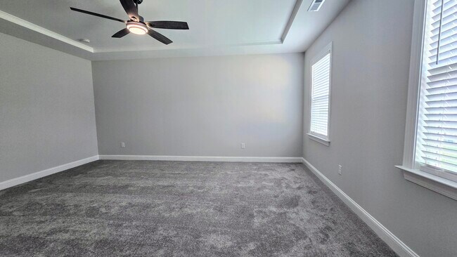 Building Photo - 1144 Topaz Cave Cir