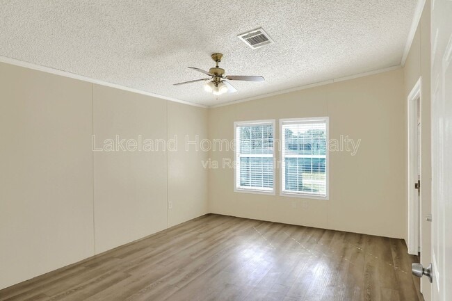 Building Photo - 3321 Peachtree Hill Rd