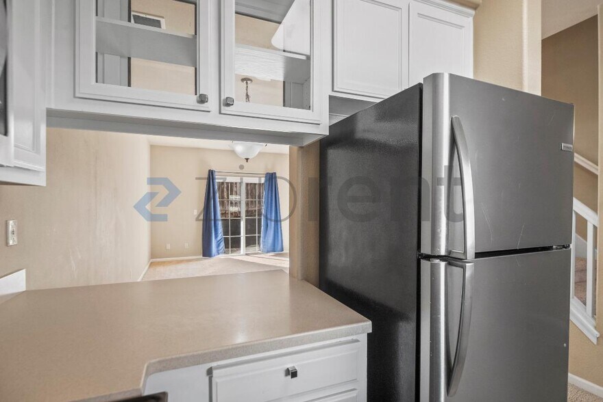 Building Photo - 20 Ashford Pl