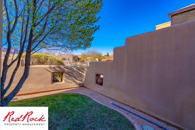 Building Photo - Incredible 4 Bedroom, 4 Bathroom FULLY FURNISHED Property in The Cliffs with a Private Pool! 18 M...