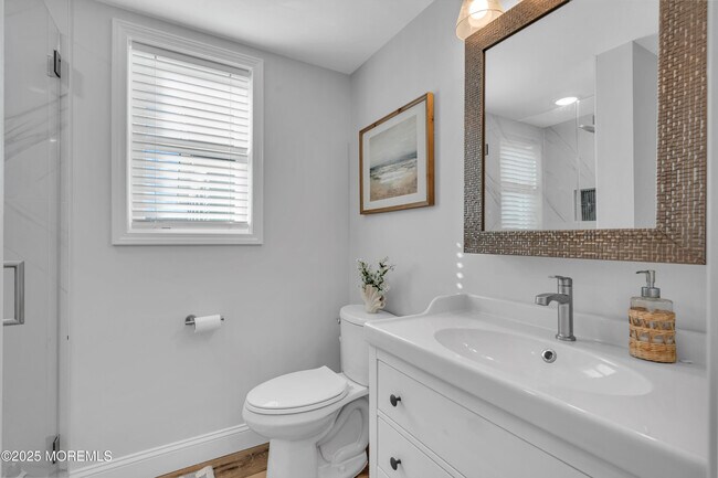 Building Photo - 101 W Cove Way