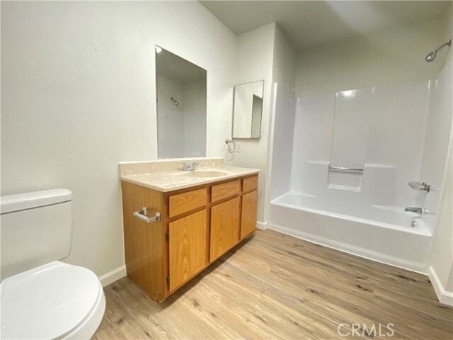 Building Photo - 1620 W Euclid Ave