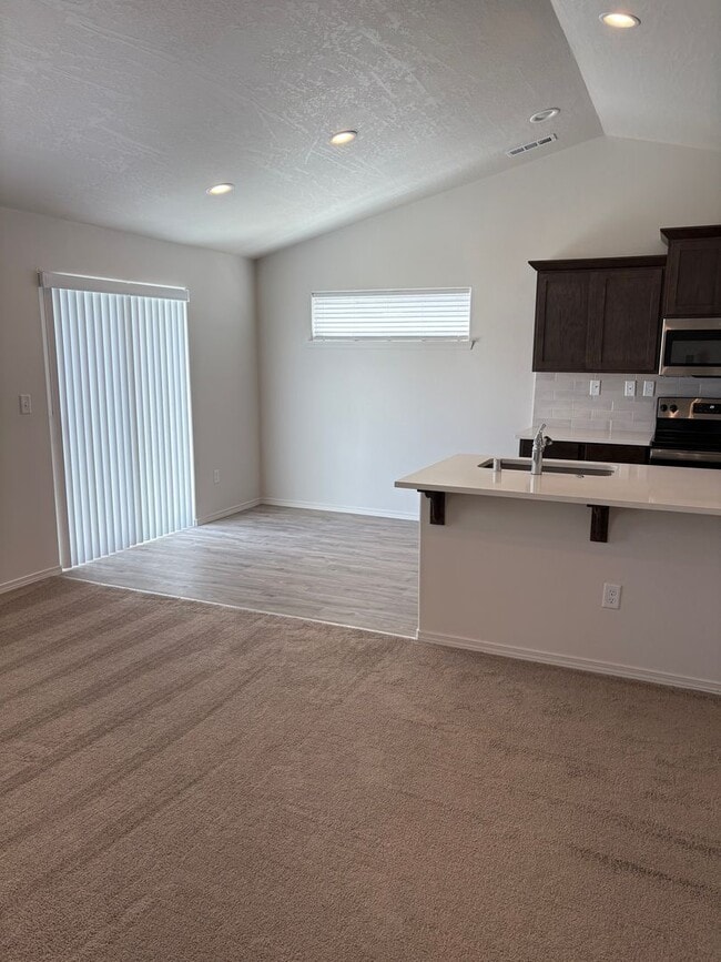 Building Photo - New Construction Home In Mae Valley