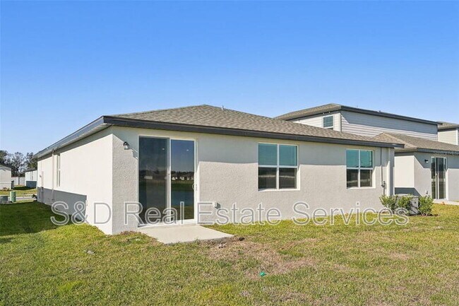 Building Photo - 2106 Rosewood Dr