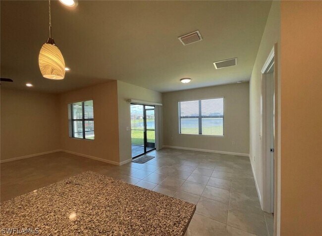 Building Photo - 10861 Firebush Cir