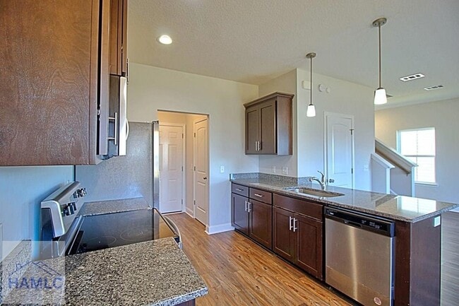 Building Photo - 106 Centennial Ct