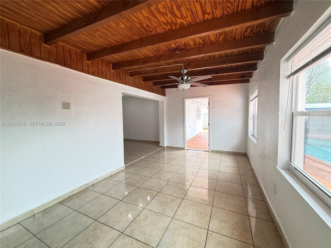 Building Photo - 1220 SW 78th Ave