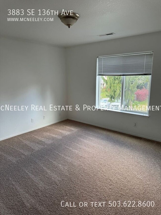 Building Photo - 3883 SE 136th Ave