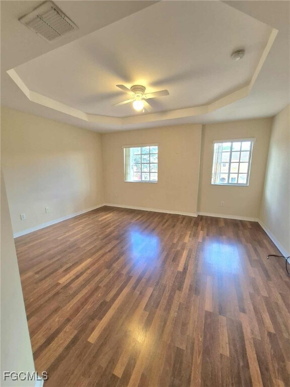 Building Photo - 10210 Tin Maple Dr