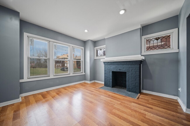 Building Photo - 1673 Calvert Ave