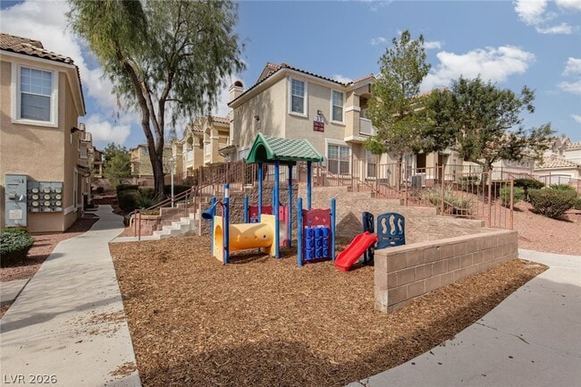 Building Photo - 5855 Valley Dr