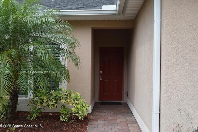 Building Photo - 620 Remington Green Dr SE