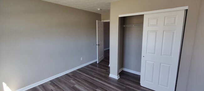 Building Photo - 2158 Pumpkin Ridge Ct