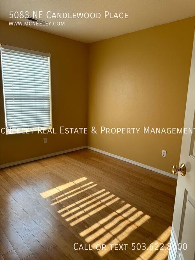 Building Photo - 5083 NE Candlewood Pl