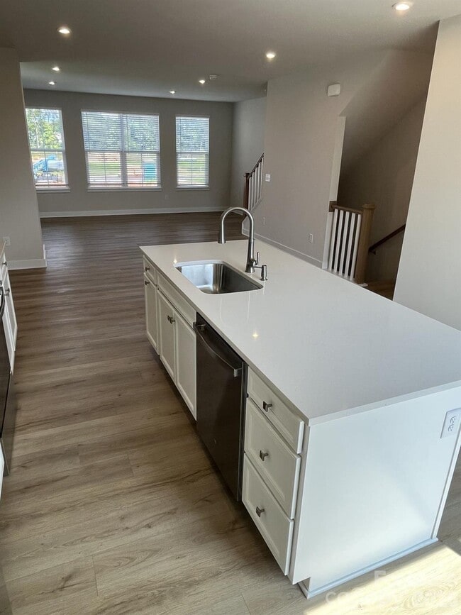 Building Photo - 5013 Griers Hl Dr