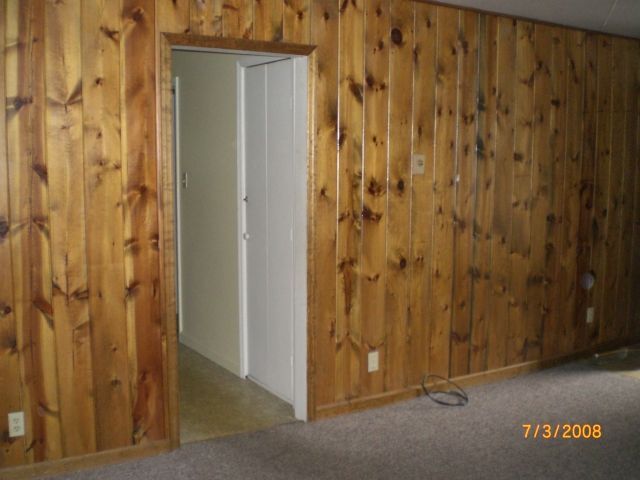 Building Photo - 414 Sacandaga Rd