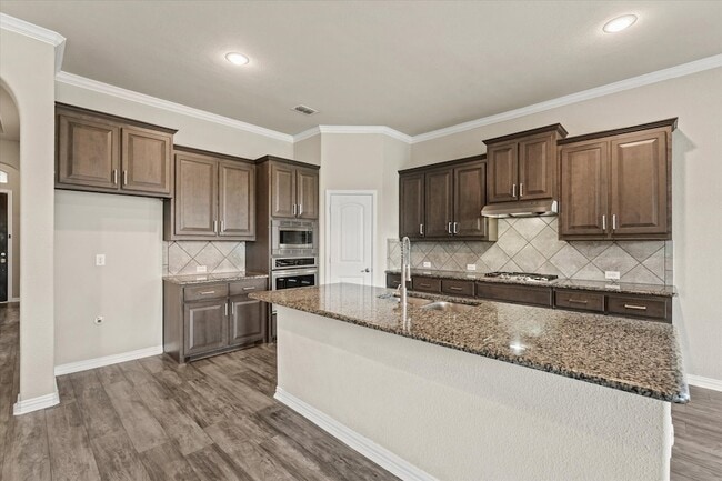 Building Photo - 3813 Gennaker Dr