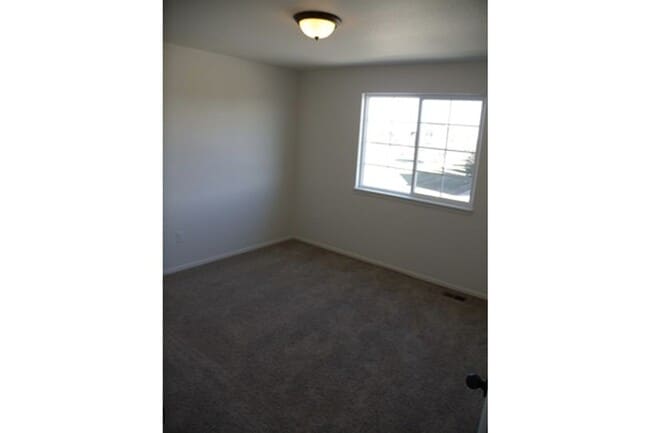 Building Photo - Great Home in Berthoud