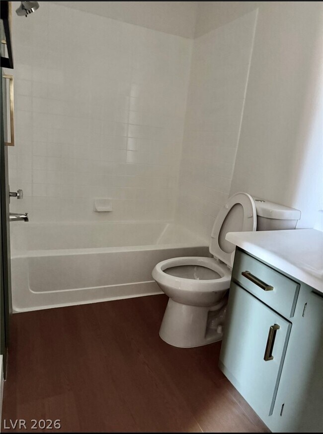 Building Photo - 1150 N Buffalo Dr