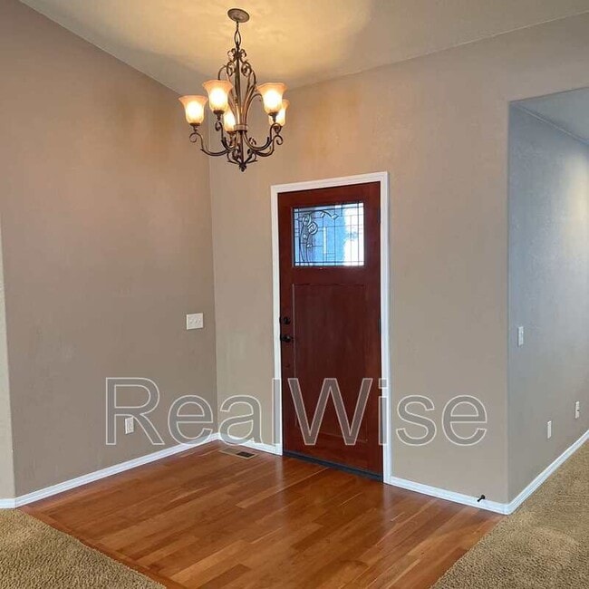 Building Photo - 2235 NW 15th St