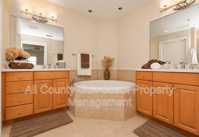 Building Photo - 611 Riviera Dunes Way
