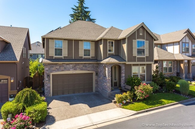 Building Photo - Stunning 3BD | 3BA | Luxury Single Family Home in Orenco | Near Intel & Park | Fenced Yard I Sola...