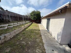 Building Photo - 1561 Olive Ave