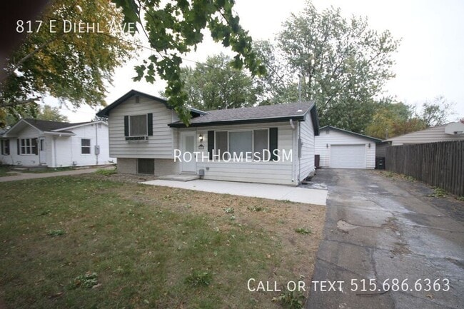 Primary Photo - 817 E Diehl Ave