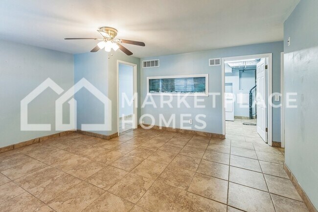 Building Photo - 502 Red Bridge Ct