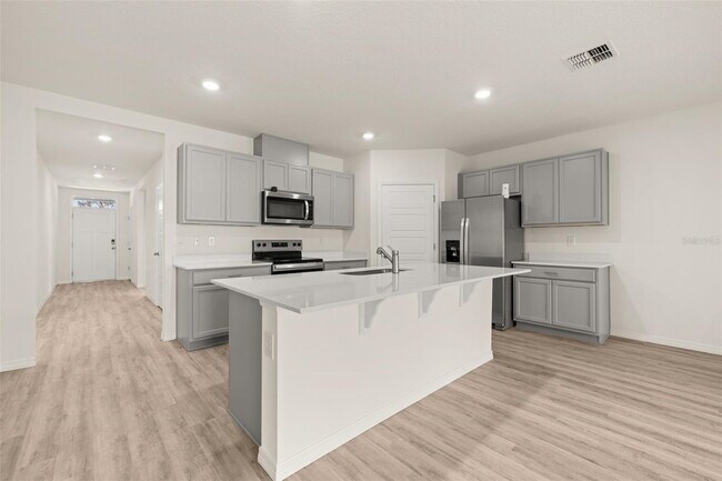 Building Photo - 1078 Clay Blvd
