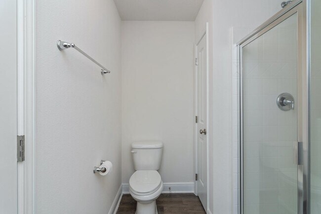 Building Photo - 173 Iron Horse Dr E