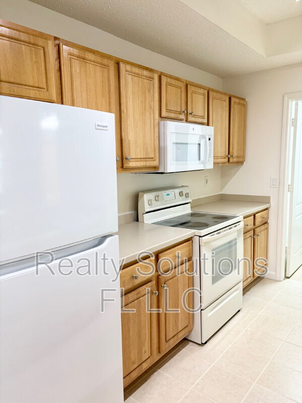 Building Photo - 12216 Wild Iris Way