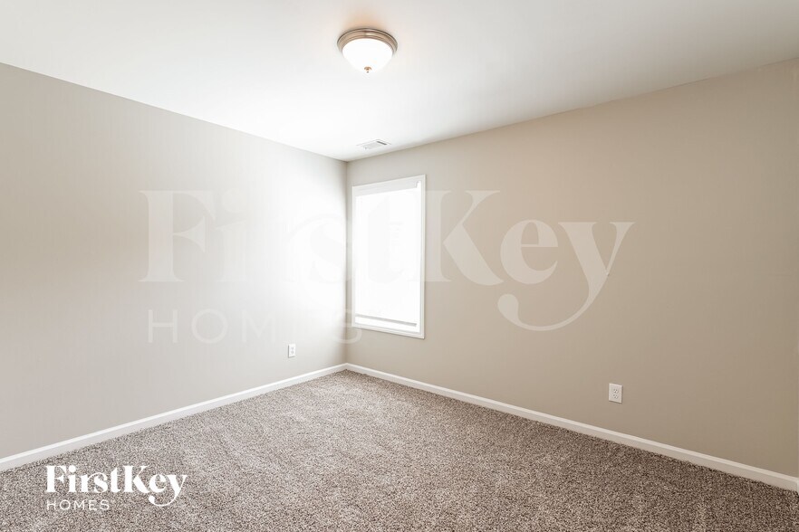 Building Photo - 973 Gather Dr