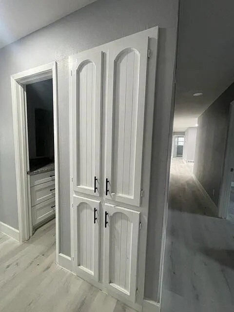 Building Photo - Room in Single Family Home on Springhill Dr