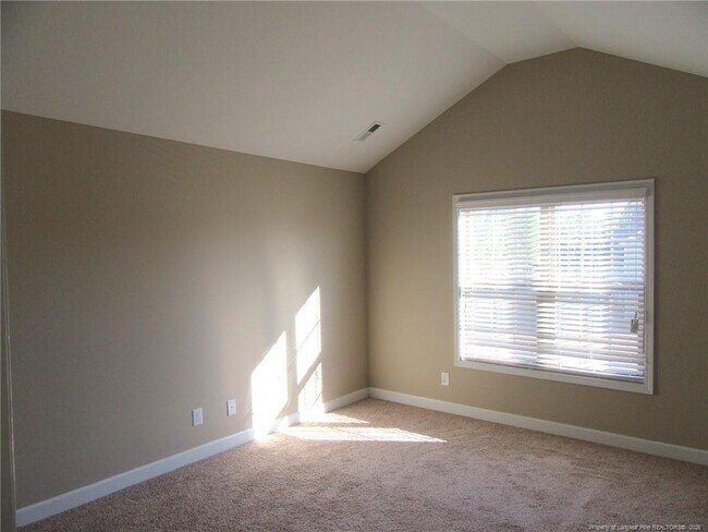 Building Photo - 2142 Yates Ranch Rd