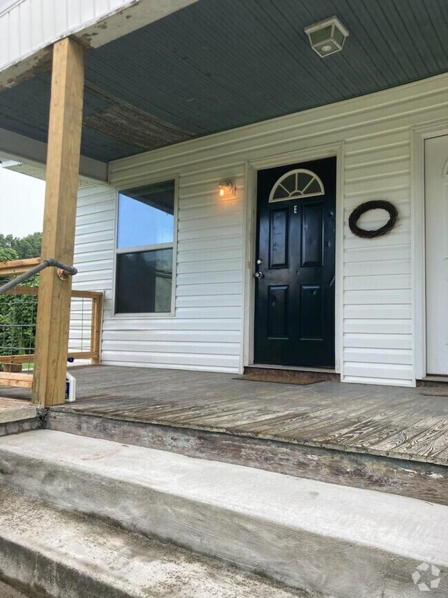 Building Photo - 327 Hogan Cir