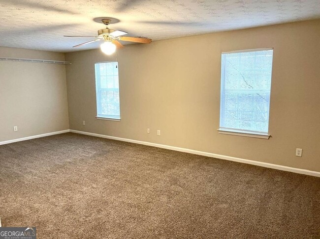 Building Photo - 448 Townsend Bend