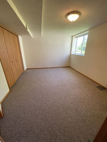 Building Photo - 9015 Telford Cir