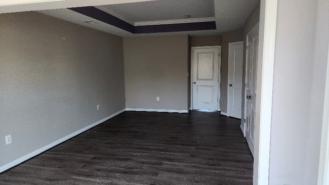 Building Photo - 25146 Harpenden Terrace