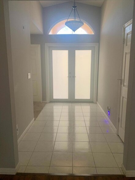 Building Photo - 7954 Stirling Bridge Blvd S