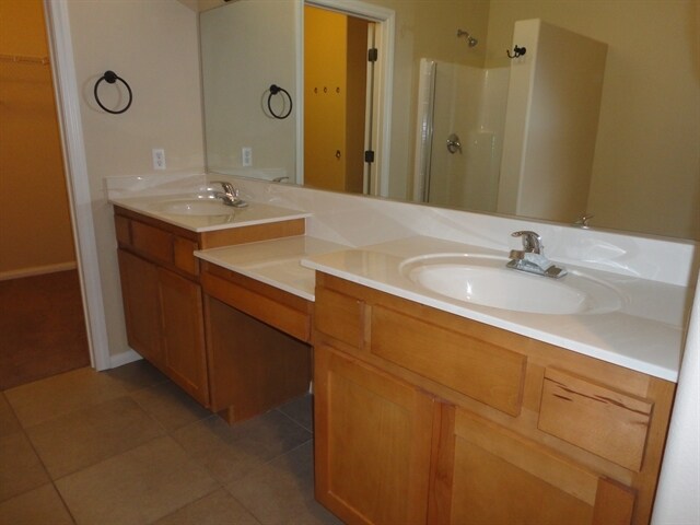 Building Photo - 3928 Yang Ct